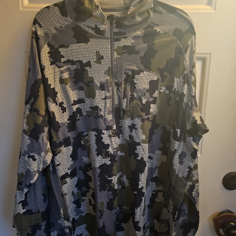 Kuiu Merino 145 zip T Hunting Shirt